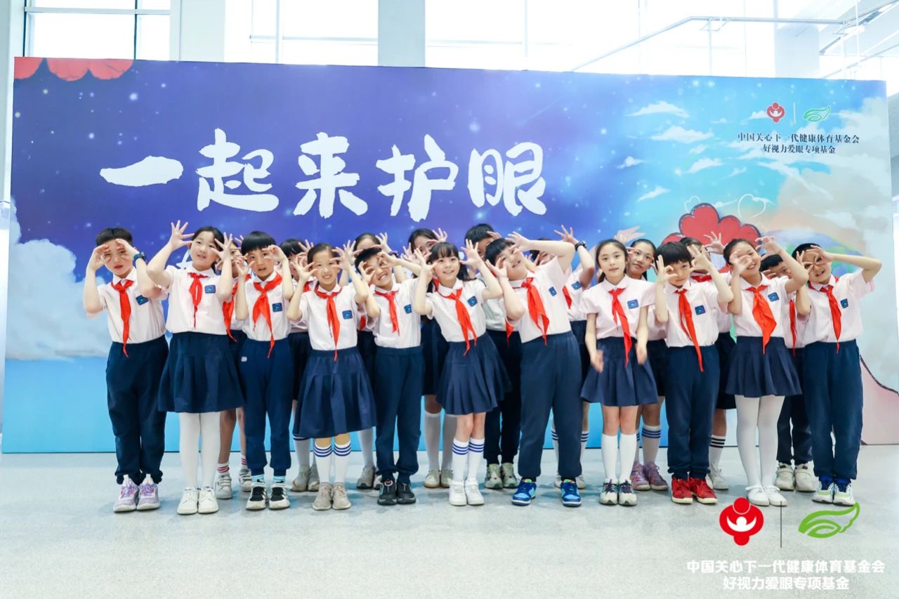 夢之隊開啟金牌收割模式！賽場外小小志愿者圓夢奧體為eye助力！