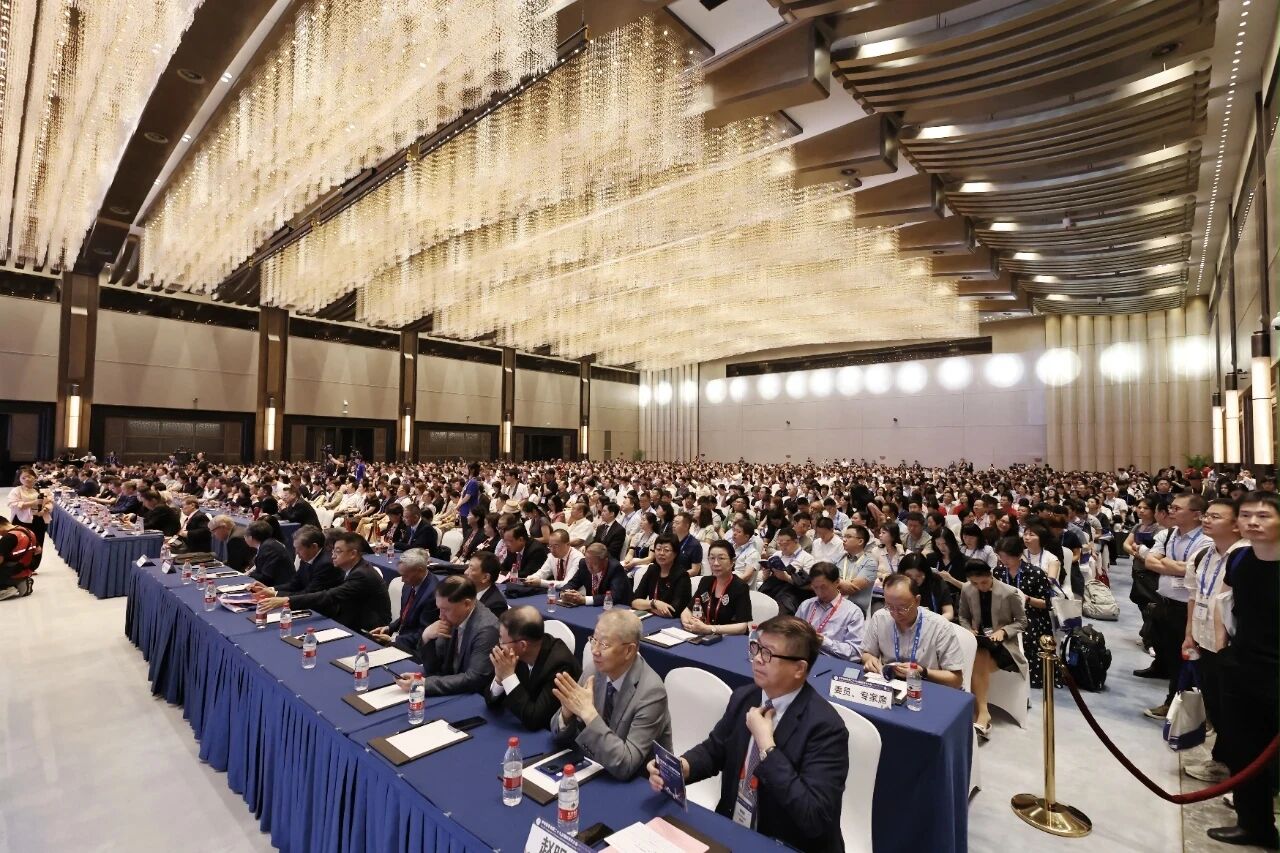 今年杭州眼科學(xué)術(shù)大會(huì)，又是哪個(gè)公益展位玩出了新高度？